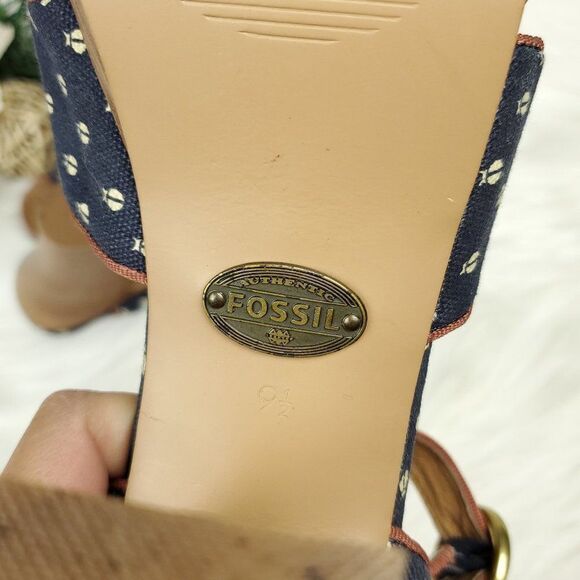 Fossil Ladybug Canvas High Heels Platform - Picture 11 of 12